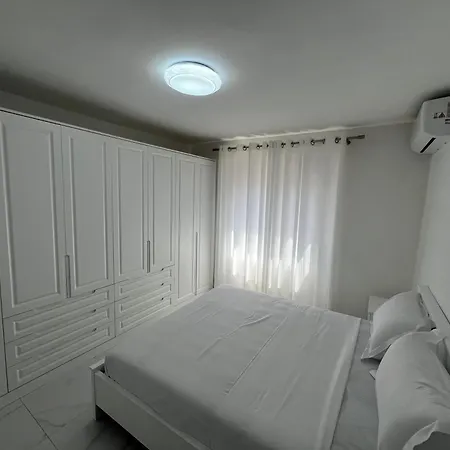 Piazza Place 3 Apartment Durres